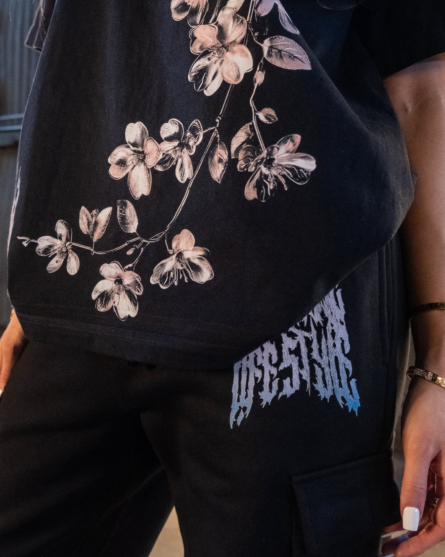 BLOSSOM: THE CHANGE 'LIMITED' OVERSIZED TEE IN BLACK